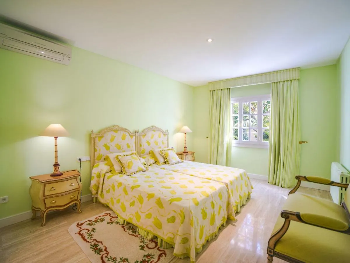 Villa Oasis Muntaner By Interhome Inca